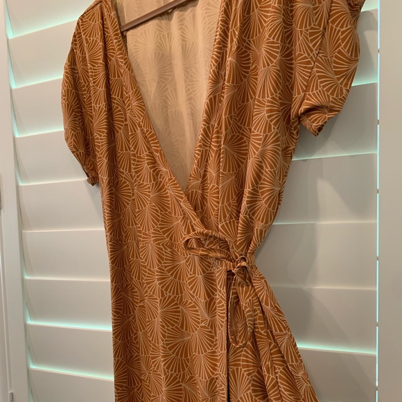 Saint Helena Maxi Wrap Dress- Size M - Picture 3 of 6